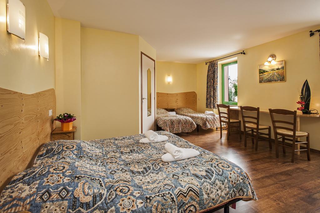 Hotel De France Chaudeyrac Eksteriør billede